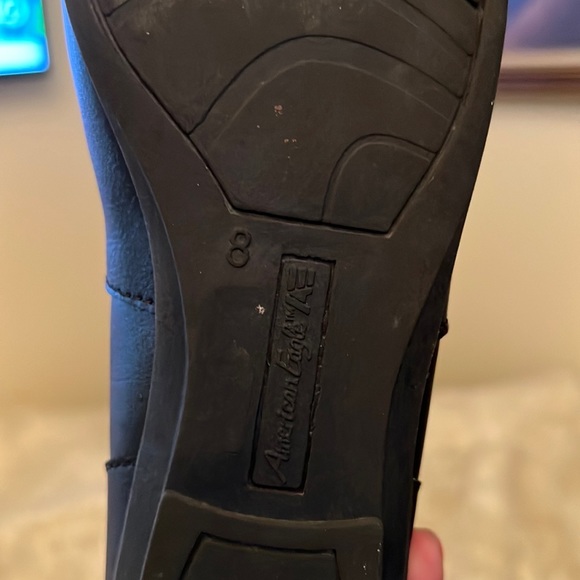 Boots - Picture 3 of 5